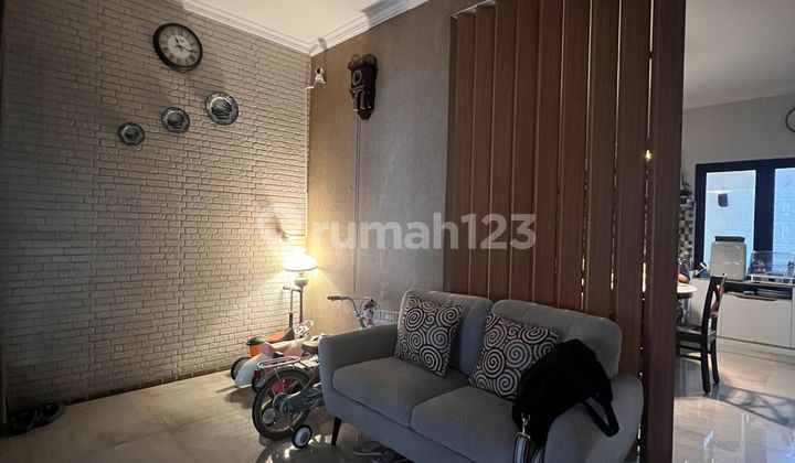 Jual Cepat Rumah Full Renovasi Bagus di Nusaloka BSD, Row Jalan 4 Mobil - Tessaefa 2