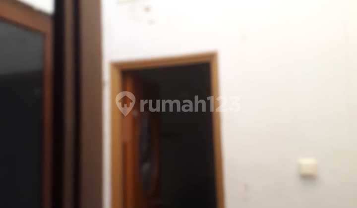 For Sale Old Good House Near St. Laurensia / Binus Sutera Jelita - Alam Sutera. Byn 2