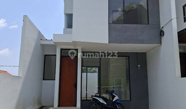 ruko dan rumah 2lantai di gerlong area pusat bisnis harga 800jt an 2