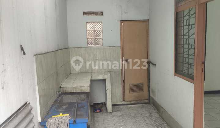 Dijual Cepat Row 4 Mobil Murah Hitung Tanah Rumah di Kutisari Indah 2