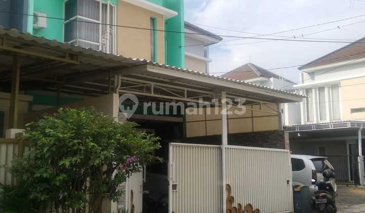 For Sale Rungkut Asri House Ready to Live In Near State Elementary, Junior High, Senior High Schools Close to McDonald's