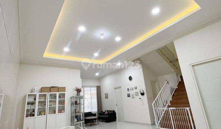 Rumah Sutorejo Modern Minimalis 2 Lantai Siap Huni 2