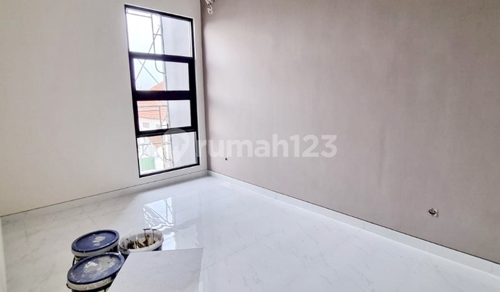 Dijual Rumah New Gress 2 Lantai New Project Mojoarum Daerah Dharmahusada super Strategis  5