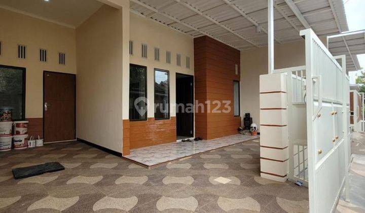 Rumah Siap Huni Bagus 1,5 Lantai One Gate System, Security 24 Jam Rungkut Mapan 1