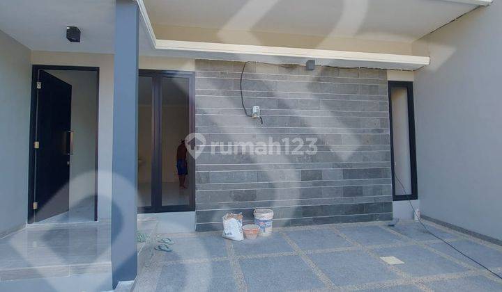 Rumah New Minimalis 2 Lantai Lebar 7 Row 3 Mobil Sutorejo, Lokasi Premium 2