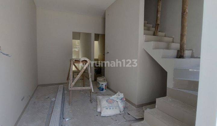 Dijual Rumah 2 Lantai Minimalis Perum Royal Paka 2