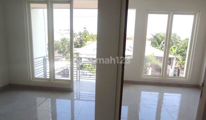 Dijual Rumah Baru Gress Rungkut, Surabaya Timur 2 Unit 2