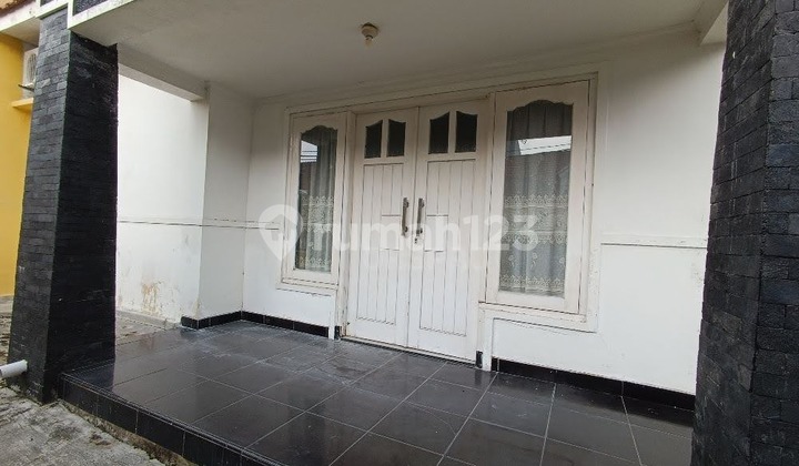 Dijual Rumah Mulyosari Lokasi Strategis 1