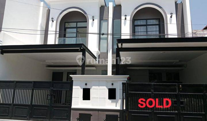 Dijual Rumah 2 Lt Modern N Scandinavian Perum Rungkut  1