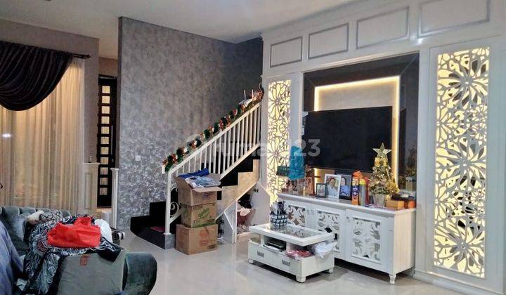 Dijual Rumah Cantik Full Furnished Sutorejo  2