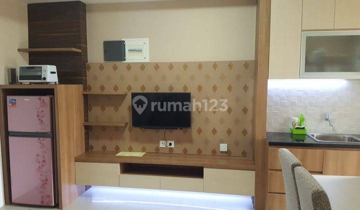 Disewakan apartemen Furnished Di Parahyangan Residence  Para 2