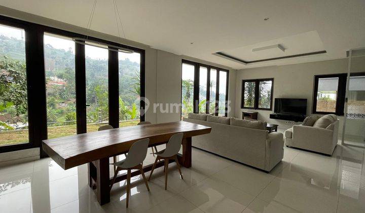 Disewakan Rumah Mewah Dengan View Kota Di Dago Pakar Resort 1