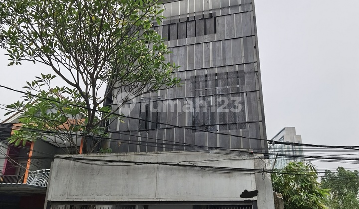 Rumah 4 Lantai di Cipete , Jakarta Selatan