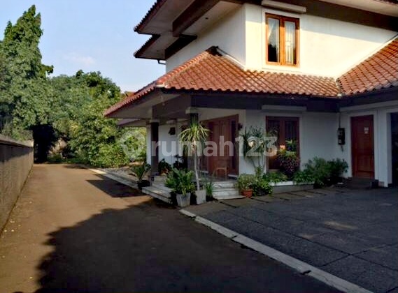 Rumah Mewah Lama Terawat di Cilandak Jaksel , Jakarta Selatan