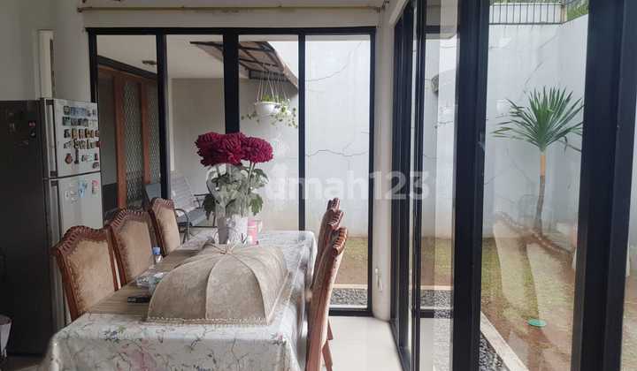 Rumah Apik Dalam Townhouse di Lebak Bulus Jaksel Rumah Apik Dalam Townhouse di Lebak Bulus Jaksel