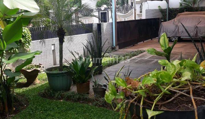 Turun Harga. Rumah Luas  Dengan Kolam Renang Di Sektor 7 Bintaro Jaya 2