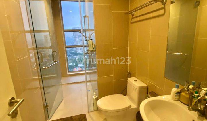 Apartment Dengan Private Lift di Pondok Indah Jakarta Selatan  2