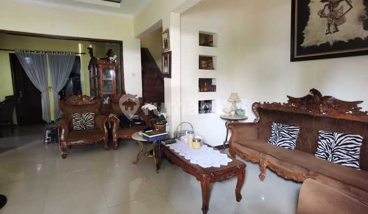 Rumah 2 lantai siap huni di Pondok pucung 