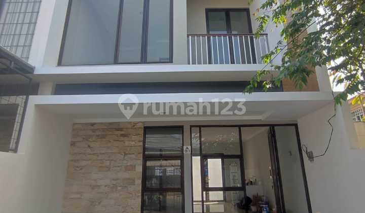 Rumah Siap Huni Dan Dekat Stasiun Bintaro Rumah Siap Huni Dan Dekat Stasiun Bintaro