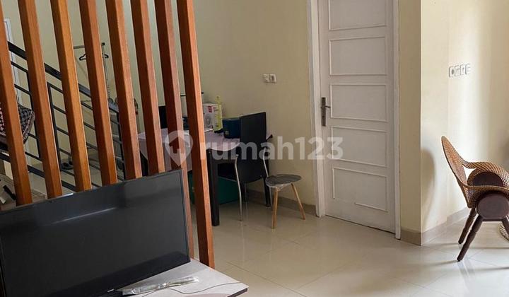 2-story hook house ready for occupancy in Pondok Pucung Indah