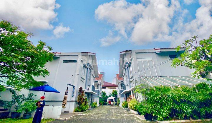 Townhouse Menteng Turun harga!!! 2