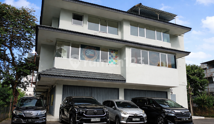 Dijual Ruko Kebayoran Baru Posisi Hook 3.5 Lantai