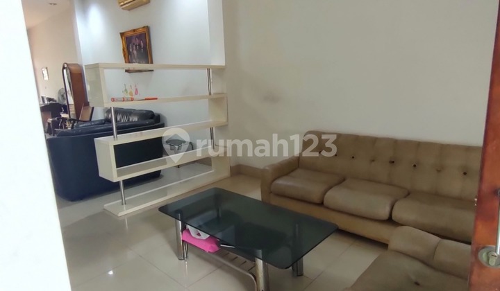 Commercial Property for Sale, Land Area 400 m² in Pasar Baru - Potential for 5-Story Boarding House, Flood-Free 2