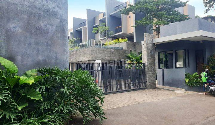 Disewakan Rumah Dalam Townhouse Bangka 1