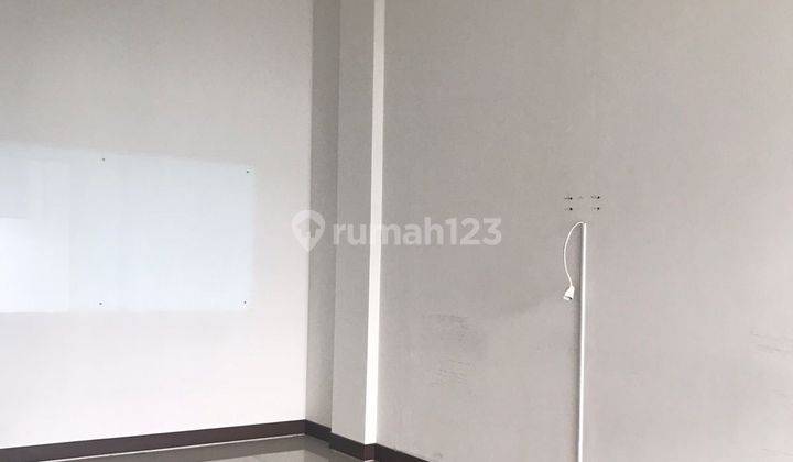 Dijual Bangunan 3 Ruko Gandeng Exclusive Kemang 2