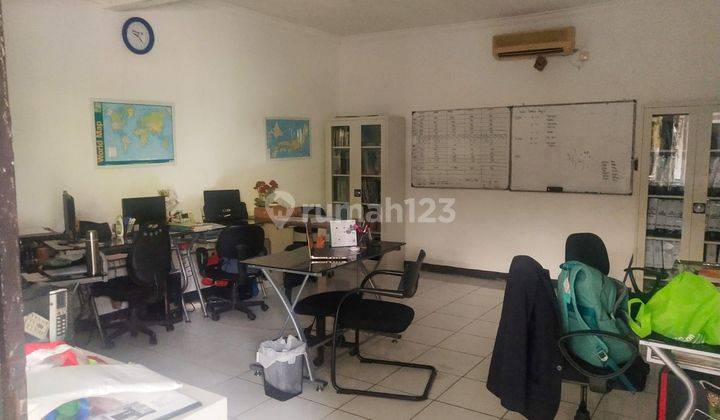 Rumah Tempat Usaha Menteng Area Jakarta Pusat 4
