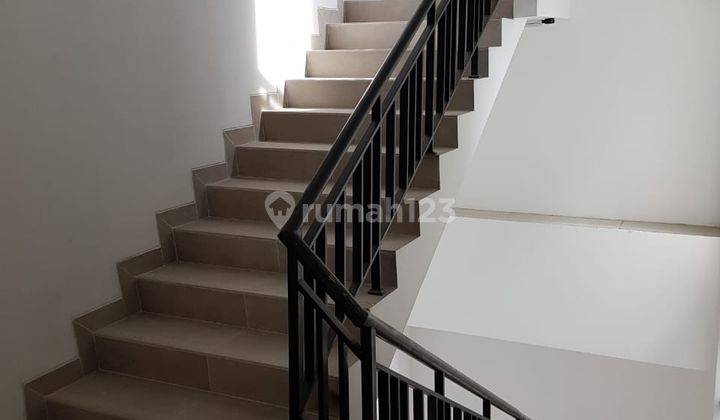 Dijual Office Building Brand New 24
