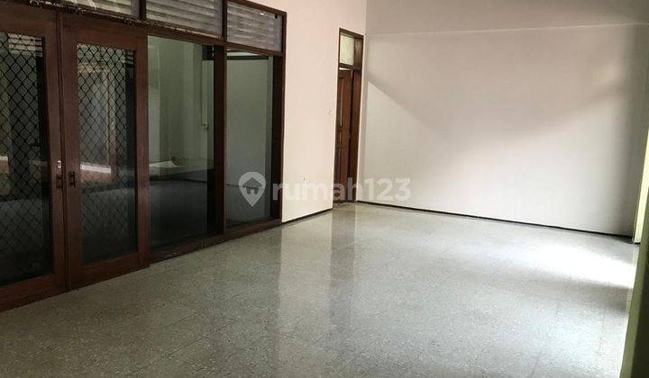 Disewakan Ruang Usaha Cocok Untuk Office Kawasan Pejaten  5