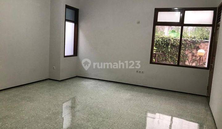 Disewakan Ruang Usaha Cocok Untuk Office Kawasan Pejaten  4