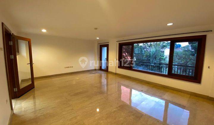 Disewakan Townhouse Exclusive Kawasan Antasari 19