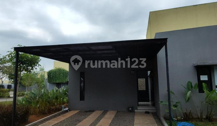 Dijual Cepat Rumah Baru Sudah Renovasi depan danau di Cluster Acacia - Samanea Hill