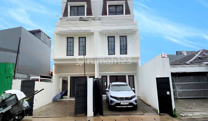 For Sale Rumah Kantor Baru Bangka Kemang Jaksel Lokasi Strategis 3 Lantai 1