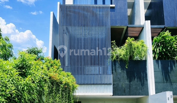 Disewakan Rumah Minimalis Cilandak Jaksel - 2 Lantai, Kolam Renang, Siap Huni