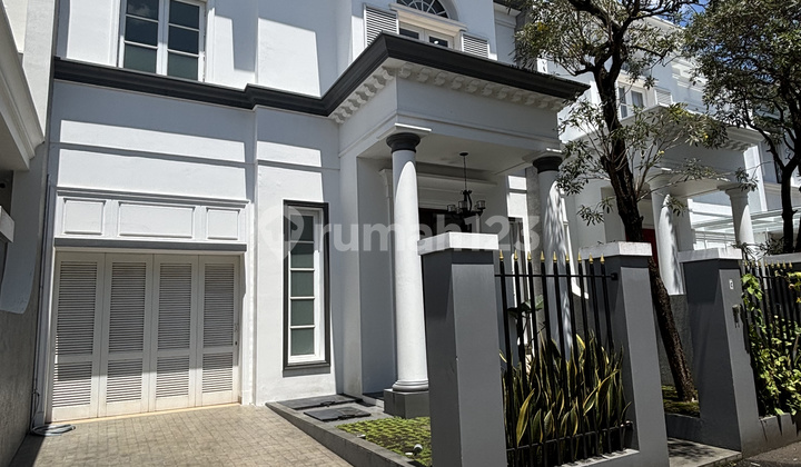Townhouse Eksklusif Bangka Kemang Disewakan | 3 Kamar Tidur | Lingkungan Tenang & Private