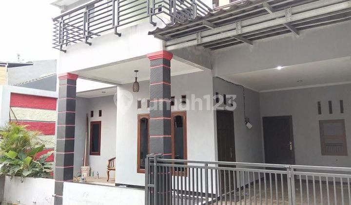 Jarang Ada! Rumah 2 Lantai di Pondok Cabe Tangerang Selatan Hanya 1,35M