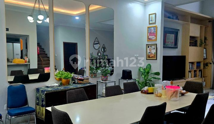 Rumah Mewah 3 Lantai di Duren Tiga - 4 BR Semua KM Dalam | LT 218 M² | SHM | 9,5 M Nego 2
