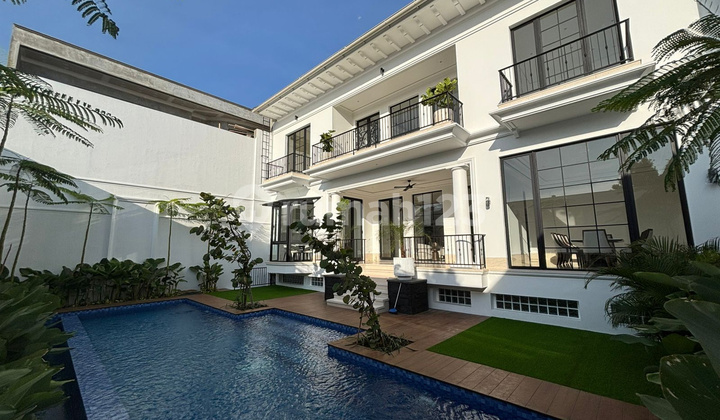 BRAND NEW HOUSE MODERN CLASSIC DESIGN KEMANG JAKARTA SELATAN 2