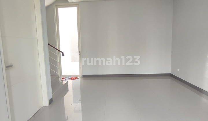 RUMAH GREENLAKE  1