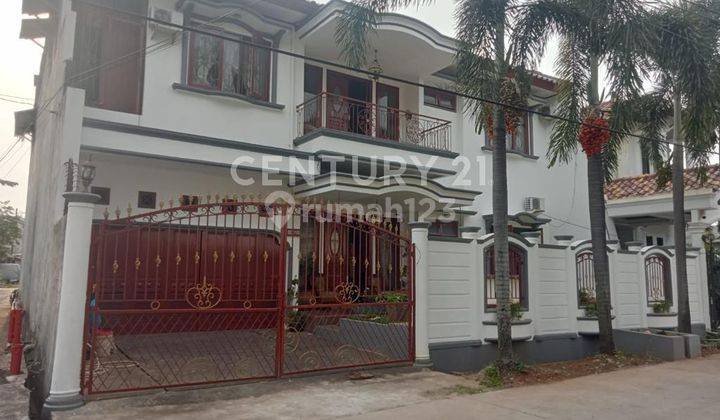 Di Jual Rumah Besar Dan Bagus Di Perumahan Billy Moond  Jaktim.  1