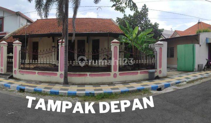 Rumah di Jl Raden Wijaya, JelaKombo, Jombang, Jawa timur SHM Bagus Hadap Utara 1