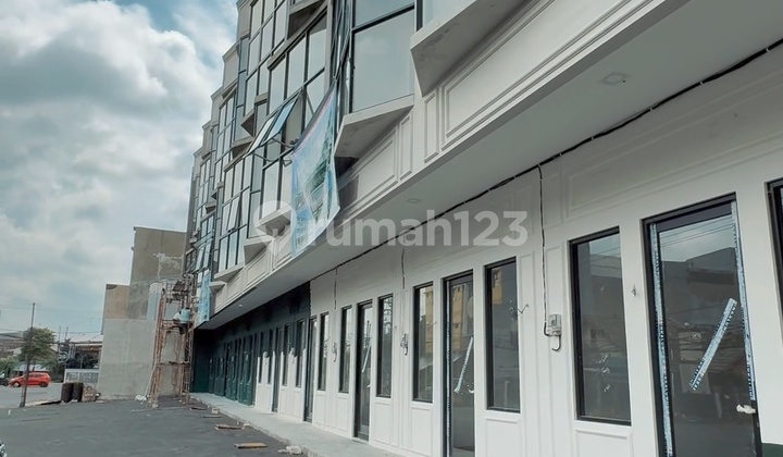 Ruko Baru 3 Lantai 0 Jalan Raya Kedung Asem, Rungkut, Surabaya