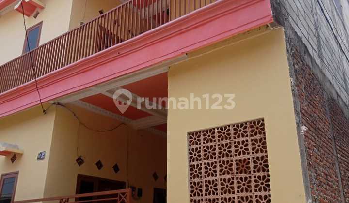 Kost Driyorejo Pusat Industri, Gresik 1