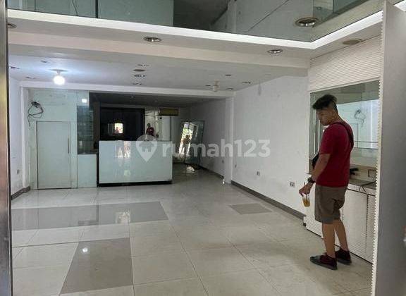 Di Jual Ruko di Dutamas 2 ½ lt SHM Bagus pinggir jalan  2