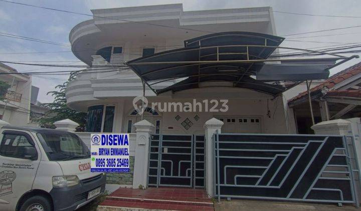 Di sewa Rumah di Citra Garden 2 hoek 2 ½ Lantai Bagus 1