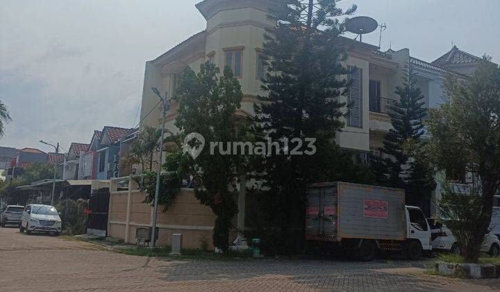 Di sewa Rumah di Daan mogot baru hoek SHM Bagus semi furnish 1