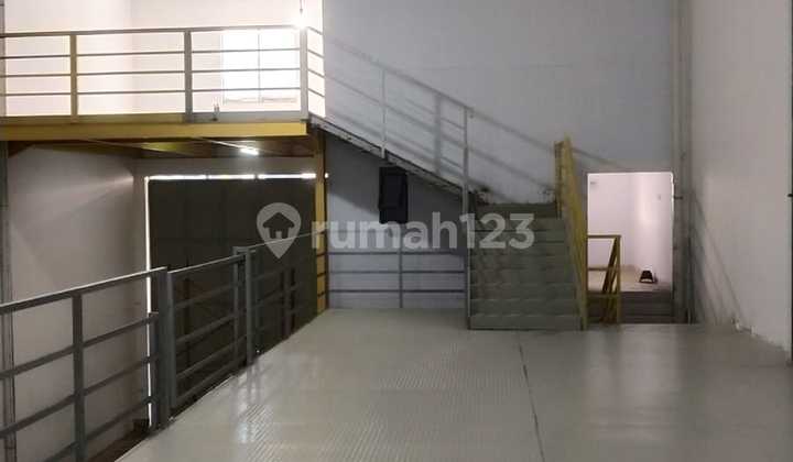 Good Warehouse in Arcadia Daan Mogot Warehousing